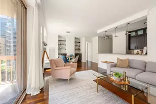 200 E 69th St, New York City, NY 10021 - Photo 1