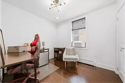 916 Clarence Avenue, New York City, NY 10465 - Photo 15