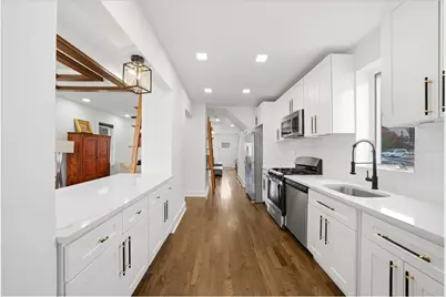 916 Clarence Avenue, New York City, NY 10465 - Photo 11