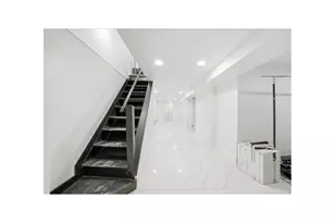 916 Clarence Ave, New York City, NY 10465 - Photo 19