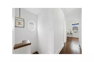 916 Clarence Ave, New York City, NY 10465 - Photo 13