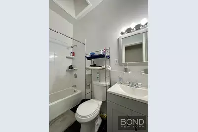 32-11 38th Avenue #TWNH, Long Island City, NY 11101 - Photo 9