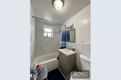 32-11 38th Avenue #TWNH, Long Island City, NY 11101 - Photo 7