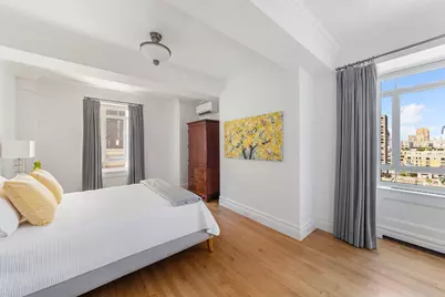 25 Central Park W #21Q, New York City, NY 10023 - Photo 9