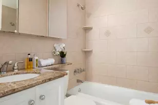 300 E 95th St, New York City, NY 10128 - Photo 5