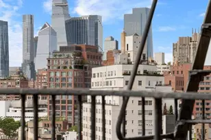 136 Waverly Pl, New York, NY 10014 - Photo 9