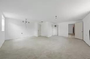 10-37 Bay 31st St, Far Rockaway, NY 11691 - Photo 11