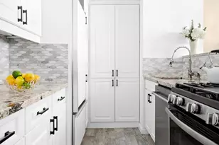 181 E 73rd St, New York City, NY 10021 - Photo 5