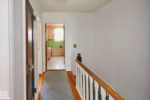 61-57 77th Pl, New York City, NY 11379 - Photo 7