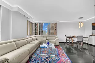 235 E 40th St, New York City, NY 10016 - Photo 5