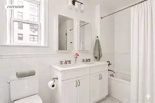 215 W 88th St, New York City, NY 10024 - Photo 5