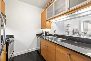 120 Riverside Blvd, New York City, NY 10069 - Photo 3