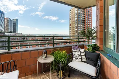 333 Rector Place #1405, New York City, NY 10280 - Photo 11