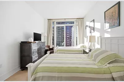 205 E 85th Street #18D, New York City, NY 10028 - Photo 23