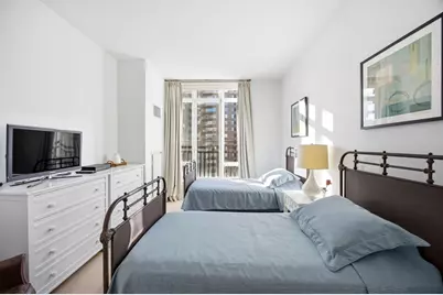 205 E 85th Street #18D, New York, NY 10028 - Photo 29