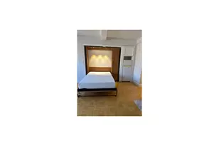 320 E 42nd St, New York City, NY 10017 - Photo 3