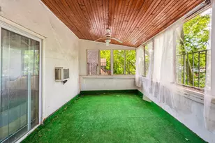 511 Argyle Rd, New York City, NY 11218 - Photo 19