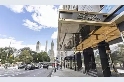 106 Central Park S #22G, New York City, NY 10019 - Photo 17