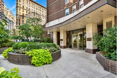 2025 Broadway #8E, New York City, NY 10023 - Photo 9