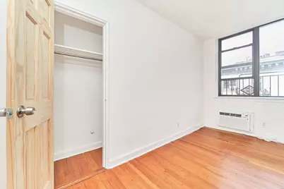 400 W 45th Street #2B, New York City, NY 10036 - Photo 5