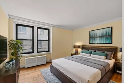 135 W 58th Street #1-C, New York City, NY 10019 - Photo 3