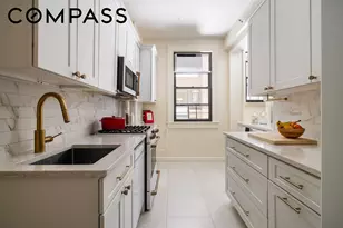 203 W 90th St, New York City, NY 10024 - Photo 3
