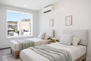 19-25 22nd Rd, New York City, NY 11105 - Photo 5