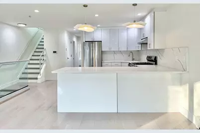 19-25 22nd Road #2, New York City, NY 11105 - Photo 3