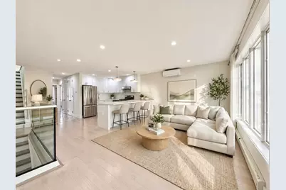 19-25 22nd Road #2, New York City, NY 11105 - Photo 1