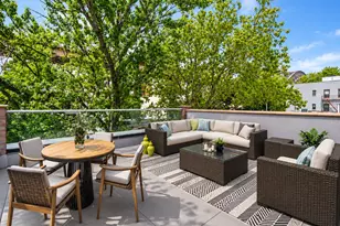 19-25 22nd Rd, New York City, NY 11105 - Photo 9