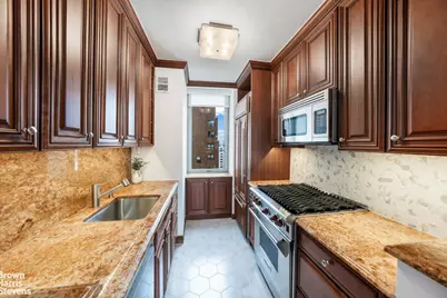 401 E 84th Street #16A, New York City, NY 10028 - Photo 3