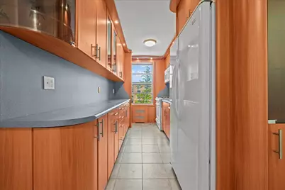 2626 Homecrest Avenue #6T, New York City, NY 11235 - Photo 11