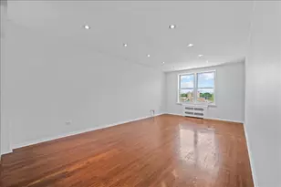 2626 Homecrest Ave, New York City, NY 11235 - Photo 13