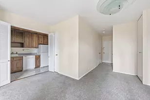 303 E 57th St, New York City, NY 10022 - Photo 9