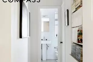 357 W 55th St, New York, NY 10019 - Photo 7