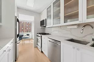 250 W 90th St, New York City, NY 10024 - Photo 3
