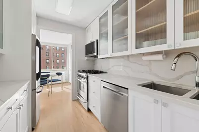 250 W 90th Street #8H, New York, NY 10024 - Photo 3