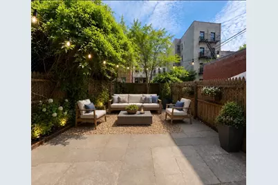 533 Washington Avenue #Garden, New York City, NY 11238 - Photo 1
