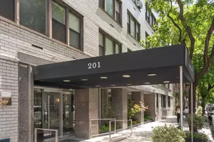 201 E 21st St, New York City, NY 10010 - Photo 9