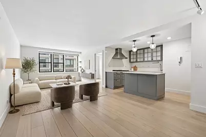 201 E 21st Street #11R, New York City, NY 10010 - Photo 1