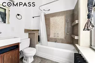 107 W 106th St, New York City, NY 10025 - Photo 3