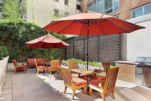 250 E 53rd St, New York City, NY 10022 - Photo 13