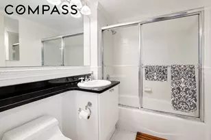 404 E 76th St, New York, NY 10021 - Photo 5