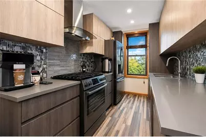 711 Montauk Court #2H, New York City, NY 11235 - Photo 9