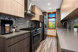 711 Montauk Ct, New York City, NY 11235 - Photo 9