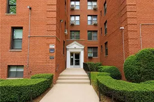 711 Montauk Ct, New York City, NY 11235 - Photo 21