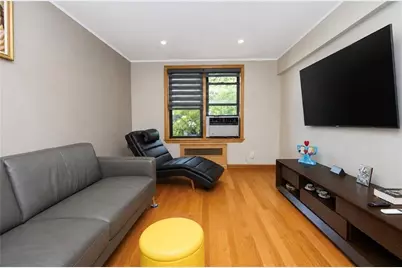 711 Montauk Court #2H, New York City, NY 11235 - Photo 3