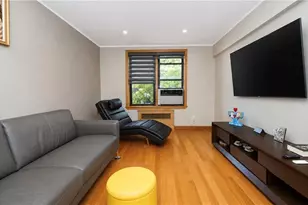 711 Montauk Ct, New York City, NY 11235 - Photo 3