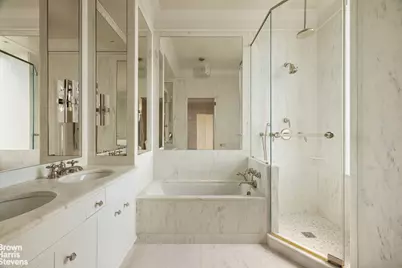 10 Gracie Square #11A, New York City, NY 10028 - Photo 25