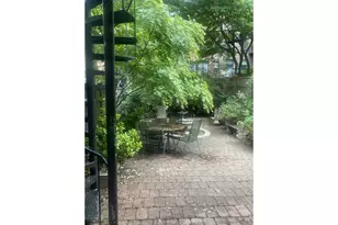 879 Union St, New York City, NY 11215 - Photo 15